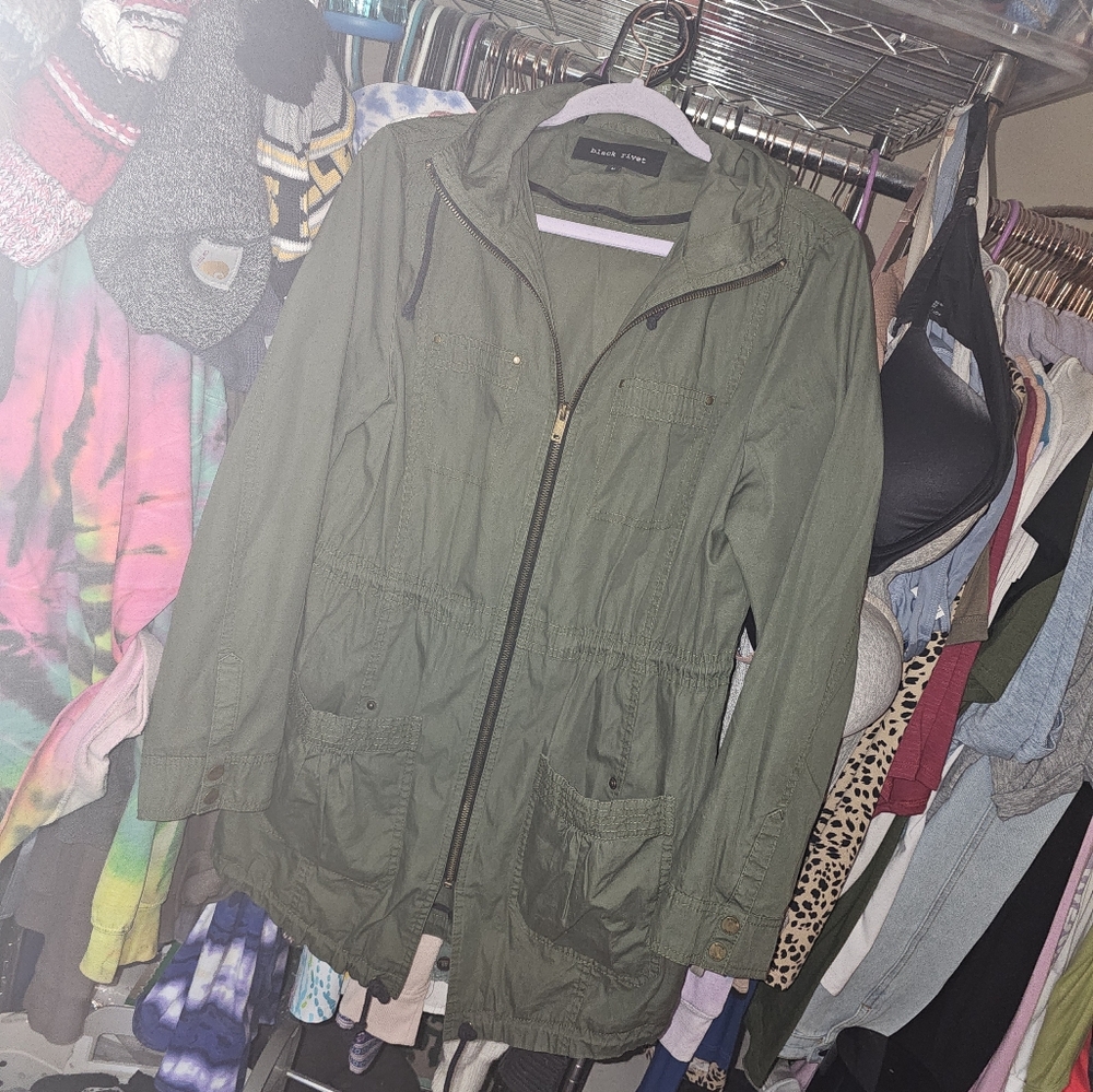 Lightweight jacket